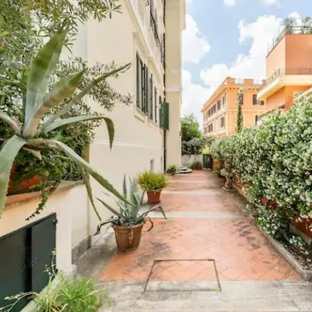 La Dolce Vita_italian Experience * Rome